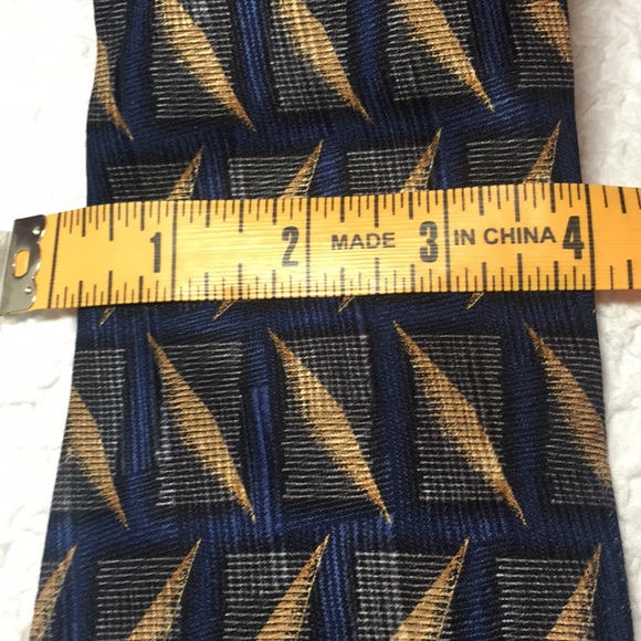 J.Z. Richards Silk Tie - Picture 5 of 6